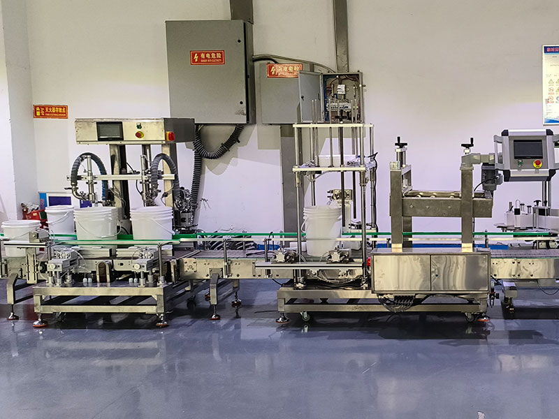 昆明20L化工溶液灌裝機-25公斤透析液灌裝生產(chǎn)線